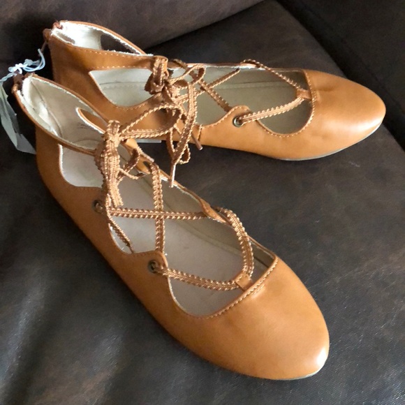 Faux-Leather Lace-Up Ballet Flats for Girls - Picture 7 of 8